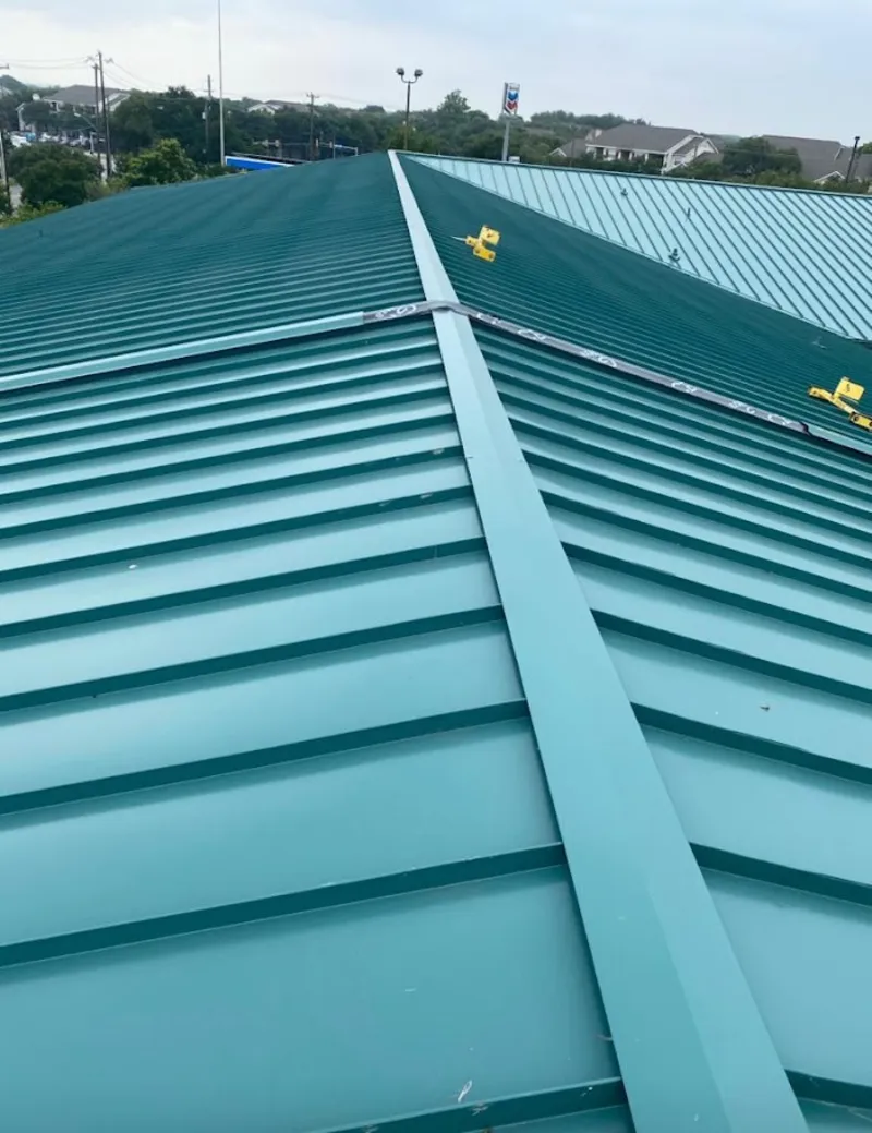 Green commercial metal roof ridge and valley for Metal Roof Repair in Nashville